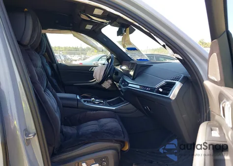 2023 BMW X7 xDrive40I из США, поврежденный, VIN 5UX23EM09P9P75828